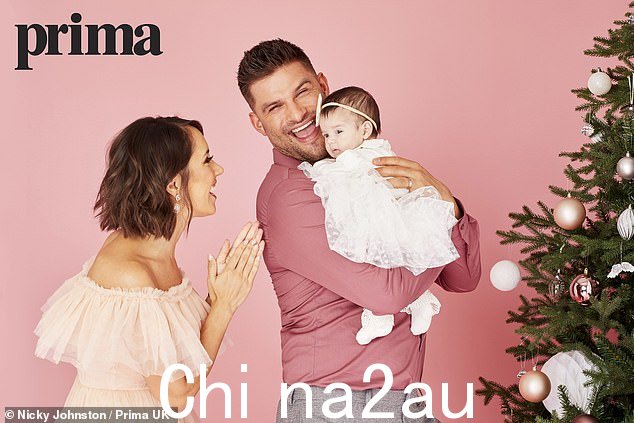 家庭:珍妮特·曼拉拉 (Janette Manrara) 和阿里贾兹·斯科贾内克 (Alijaz Skorjanec) 讨论了要生第二个孩子的问题 - 就在他们迎来女儿莱拉·罗斯 (Lyra Rose) 三个月后