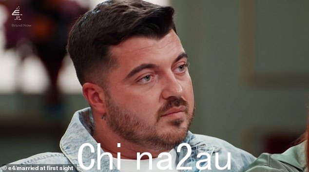 回家时间!这位真人秀名人在与乔丹发生肢体冲突后被告知背上行李并离开节目,他现在声称这是制片人精心策划的