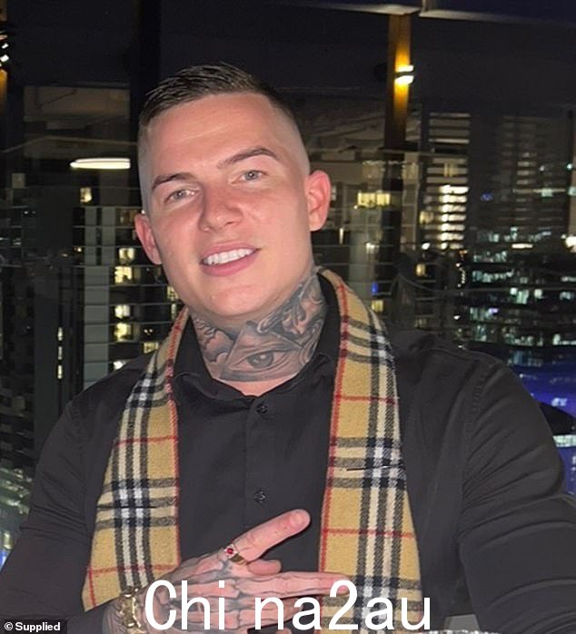 卡梅伦说这一发现让他终生不再去麦当劳