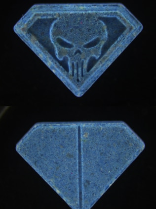 A blue Diamond异形片是三种含有更高剂量的新型 MDMA 药丸之一。图片:新南威尔士州卫生局