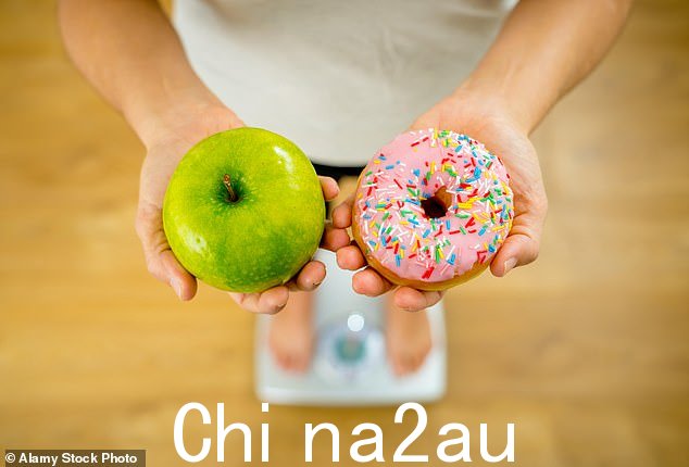 过量糖会导致体重增加的想法并不新鲜。但我们认为的“食糖”实际上是由两种糖组成:葡萄糖和果糖,DR 写道MICHAEL MOSLEY