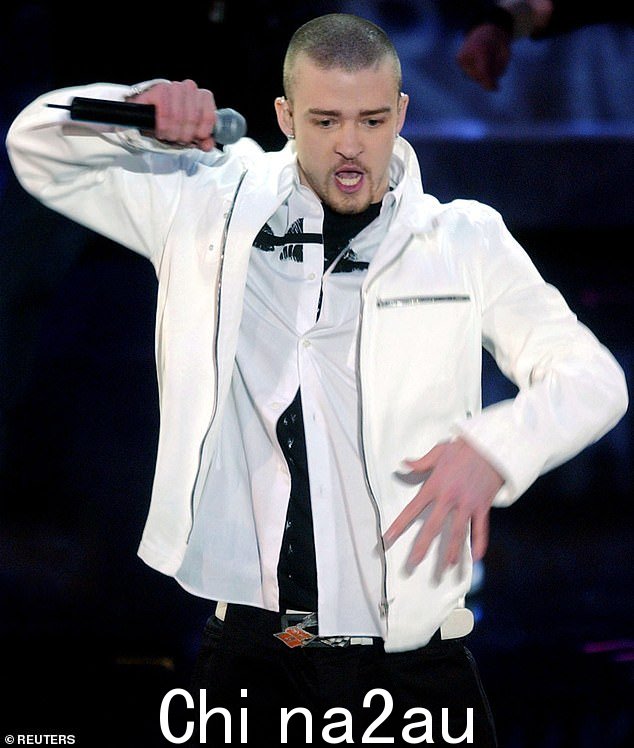 不是:贾斯汀·汀布莱克 (Justin Timberlake) 与查德·雨果 (Chad Hugo) 和法瑞尔·威廉姆斯 (Pharrell Williams) 于 2002 年创作了这首歌曲,并打算由迈克尔·杰克逊 (Michael Jackson) 录制