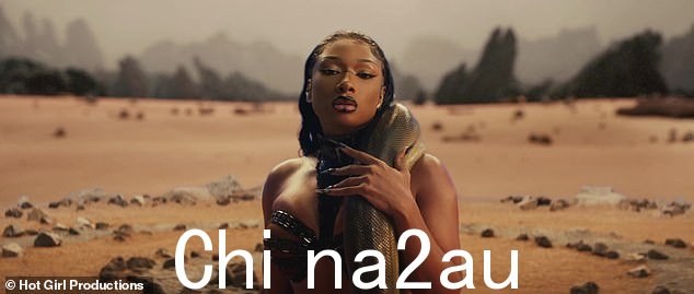 Fierce:这位野蛮的热门歌手在经历了艰难的一年后脱去了自己的皮肤,并在前一天发布的 Cobra 的恶毒音乐录影带中重新出现