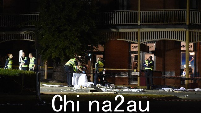 公众被警告预计该地区将在周一改道,因为坠机现场调查人员正在拼凑导致致命事件的确切情况。图片:NCA NewsWire / Josie Hayden