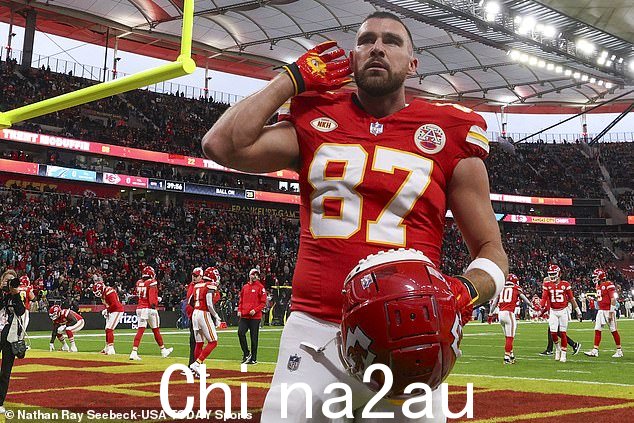 特拉维斯·凯尔斯 (Travis Kelce) 创造了酋长队的历史,尽管总共只有 3 次接球 14 码