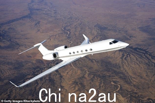 他们乘坐湾流喷气式飞机(资料照片)从加利福尼亚州圣巴巴拉飞往内华达州拉斯维加斯
