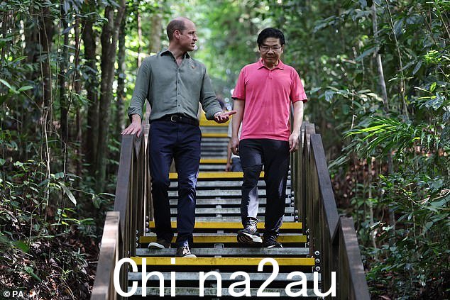 威廉王子和黄循财今天在皇家访问新加坡期间交谈