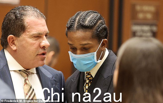说唱歌手 A$AP Rocky - 歌唱巨星 Rihanna 的男友,也是她孩子们的父亲 - 周三出现在洛杉矶最高法院,听到前朋友 Terell Ephron 指控他射杀了他2021
