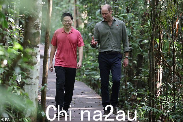 威廉王子和黄循财今天在皇家访问新加坡期间交谈