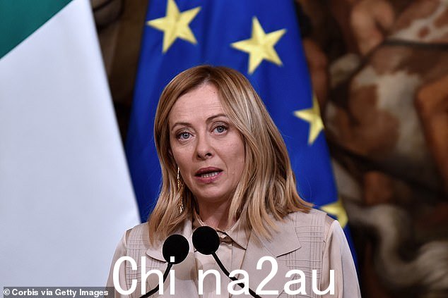 意大利总理乔治亚·梅洛尼周一轰动一时地授予这名女孩意大利公民身份,罗马的 Bambino Gesu 儿童医院提供治疗