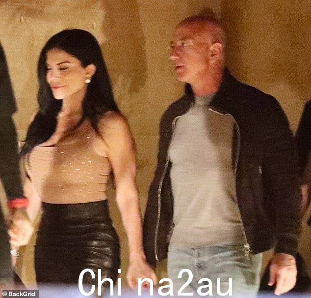 两人的婚外情于 2019 年 1 月被《国家询问报》曝光,一系列丑闻结束了他们的婚姻
