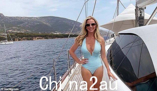 他们之前的两次庆祝活动都在威尔士一家米其林星级餐厅享用了 32 道菜的大餐,并在马尔代夫享受了阳光普照的豪华假期