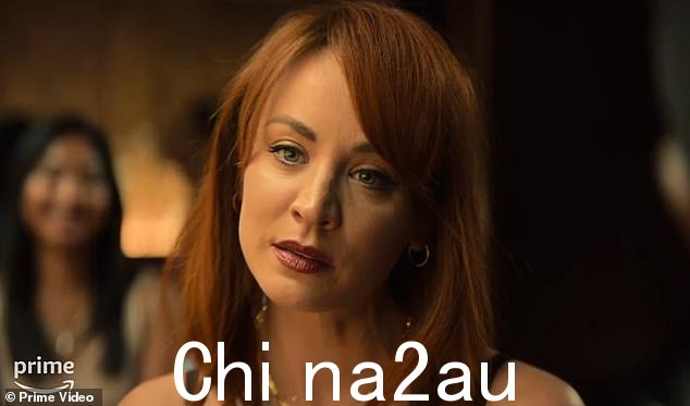 保守秘密:周三 Amazon Prime Video 发布的《角色扮演》新预告片中,Kaley Cuoco 扮演一名雇佣刺客,她对丈夫保守自己的工作秘密