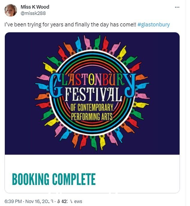 Gleeful Glasto 粉丝发布了他们完整预订的屏幕截图,宣布他们将参加 2024 年格拉斯顿伯里音乐节