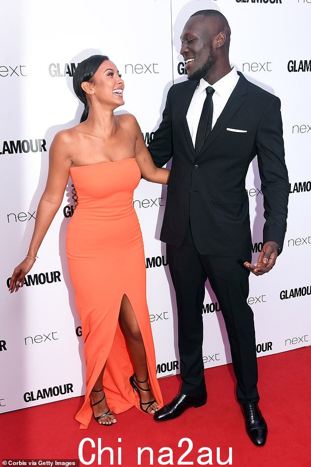 这就是爱:Stormzy 在与前女友 Maya Jama(2017 年拍摄的情侣)重聚后,登上《Vogue》杂志封面的巨大职业举动与令人高兴的个人消息相结合