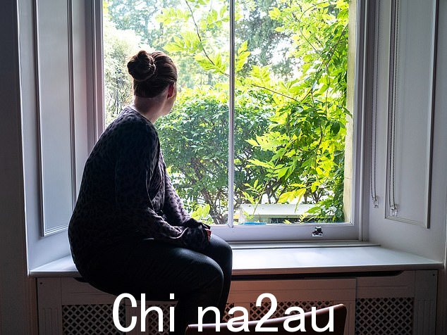 '为什么他的人权优先于我的人权?'艾哈迈德的受害者汉娜,不是她的真名