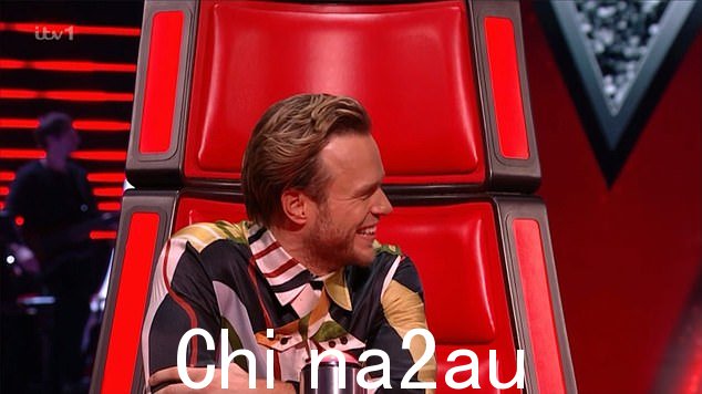 了解全部:还有。在告诉 Olly 同意她所说的一切时,Tom 补充道:“幸福的妻子带来幸福的生活”
