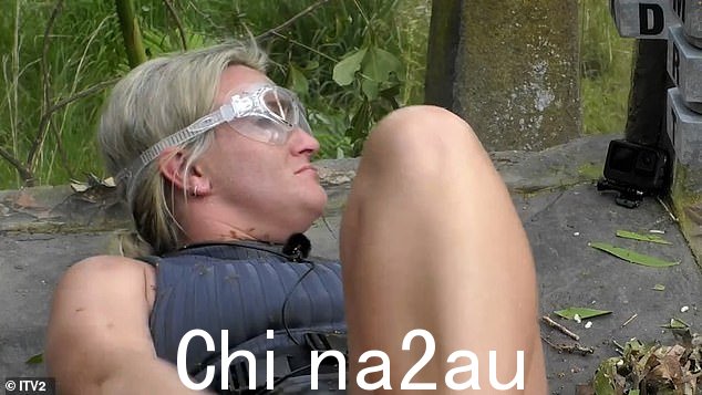 可怕:最后但并非最不重要的一点是,布兰妮·斯皮尔斯的妹妹杰米·林恩 (Jamie Lynn),34 岁,在尝试更多文字谜题时,被像马文这样的蚂蚁覆盖了