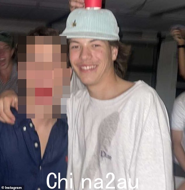 查理·史蒂文斯(如图)被悲痛欲绝的亲人铭记为“美丽的男孩”