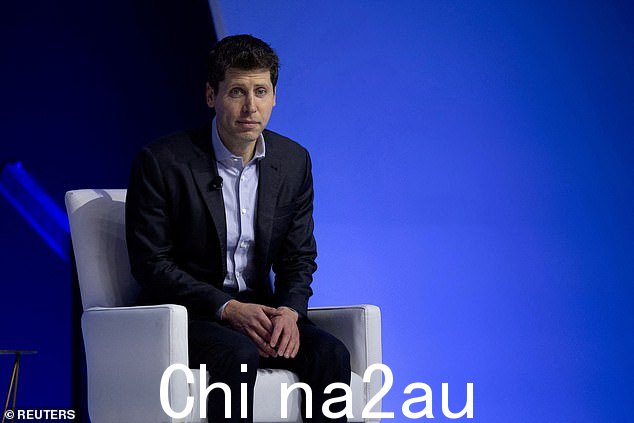 Altman(如图)在很多方面都是典型的硅谷极客——只不过是超强的。他身材苗条,长相孩子气,是一个非常聪明、自信的工作狂,众所周知,他对那些他认为不如他聪明的人缺乏耐心