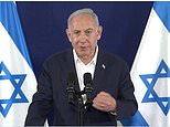 以色列总理本杰明·内塔尼亚胡在巴勒斯坦权力机构领导人马哈茂德·阿巴斯发表恶毒言论后猛烈抨击巴勒斯坦权力机构领导人马哈茂德·阿巴斯，此前他的外交部发表了文件，指控特拉维夫自己的军队而不是哈马斯对 10 月 7 日诺瓦节大屠杀负责