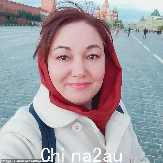 Olga Tsukanova,47 岁,妻子和母亲委员会创始人,包括在“外国特工”名册上,她面临着镇压,因为对她提起刑事诉讼。