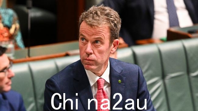 影子移民部长丹·特汉 (Dan Tehan) 呼吁内政部长克莱尔·奥尼尔 (Clare O'Neil) “坦白”这一决定,并提供向澳大利亚公众提供更多详细信息。图片:NCA NewsWire/Martin Ollman