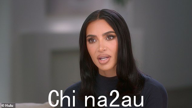 前一天:Kim 补充道,“这是大都会舞会的前一天,我带了 North、Penelope 和 Scott,这样当我忙于工作时,Scott 就可以和女孩们一起出去玩”试穿和准备,但我真的想让 North 和 P 看看 Met 的疯狂到底是什么'