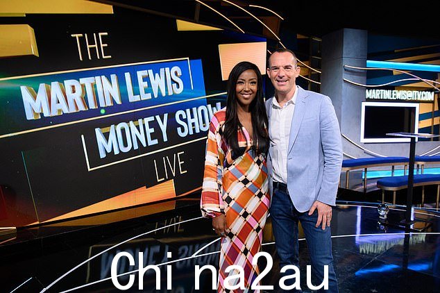 令人震惊的说法:这位 47 岁的主持人自 2017 年以来一直与马丁·刘易斯 (Martin Lewis) 一起担任该节目的联合主持人,在她出演《洛林》节目几天后,她在 Global Studios 拍摄了一段片段。值得注意的是,他没有出现在 Martin 的同名节目中