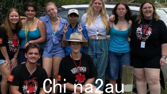 女孩们侥幸逃脱,没有受伤。图片:Facebook