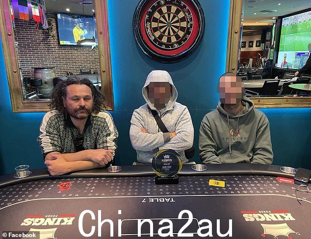 罗伯茨获得 26,280 美元的免税奖金