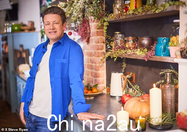 在 Jamie Oliver 的第 4 频道节目《圣诞捷径》中,菜谱是素食和肉食的奇怪组合