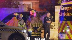悉尼西南部里夫斯比 (Revesby) 的 17 岁男孩因汽车失控撞上护栏而身亡