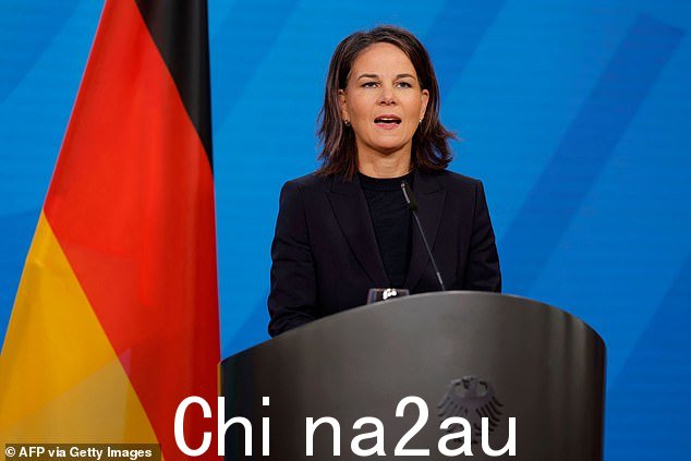 卡梅伦勋爵今天与德国外交部长安娜莱娜·贝尔博克在《星期日泰晤士报》上发表了一篇文章,标志着英国政府对加沙冲突的立场发生了里程碑式的变化