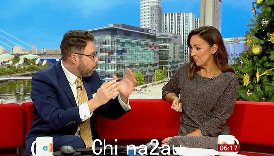 据此前透露,52 岁的 BBC 早餐主持人将成为参加圣诞节播出的节日衍生节目的名人之一