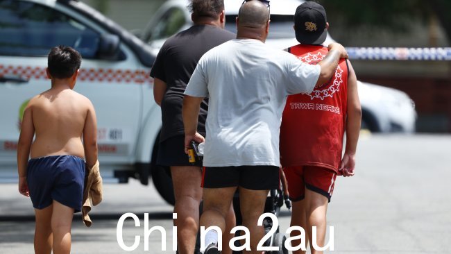 Zepvontay 周末被发现死亡后,他的家人悲痛欲绝。图片:Lachie Millard