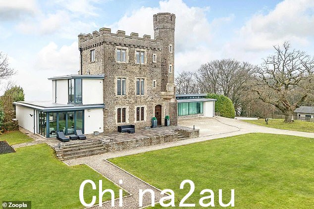 这是 Grand Designs 的房产,售价 185 万英镑,佩里声称他正在购买