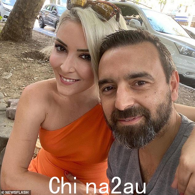 Yesim Demir(如图,左)和她的男友 Nizamettin Gursu(如图,右),未注明日期