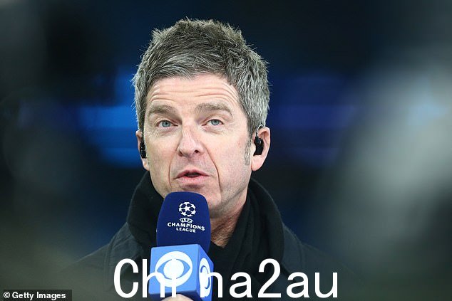 Gallagher - 曼城的忠实粉丝 - 在他的音乐会期间喜欢吸引支持者