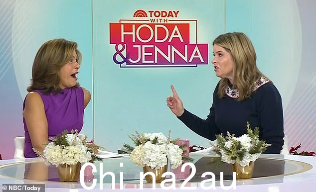 Kotb 很震惊五年级数学自小学以来发生了如此大的变化,Bush Hager 祝她女儿未来的作业“好运”
