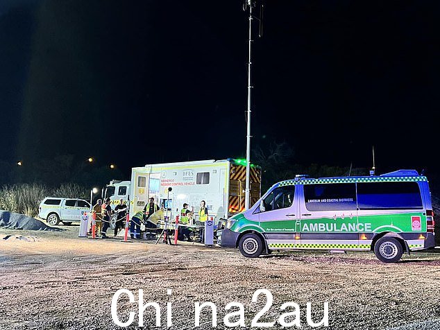 兰斯林撤离人员被告知在离开时关闭所有门窗,关闭蒸发式空调并尽量保持供水(如图,周三兰斯林丛林大火事故控制中心)