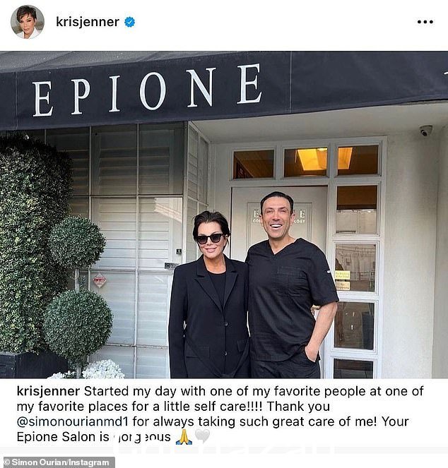 该诊所也受到 Kim 68 岁母亲 Kris Jenner 的喜爱,她称其为“我最喜欢的自我护理场所之一”