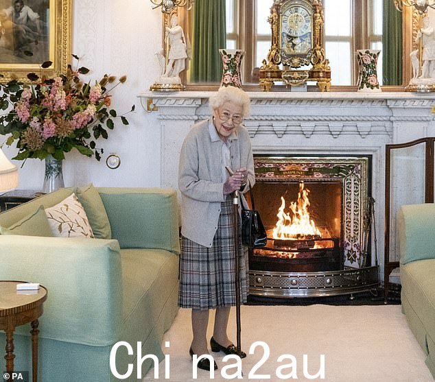 伊丽莎白女王去年去世前不久的照片