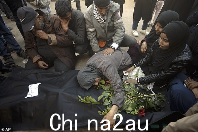 由于以色列对飞地发动地面进攻,加沙已有超过 20,000 人死亡