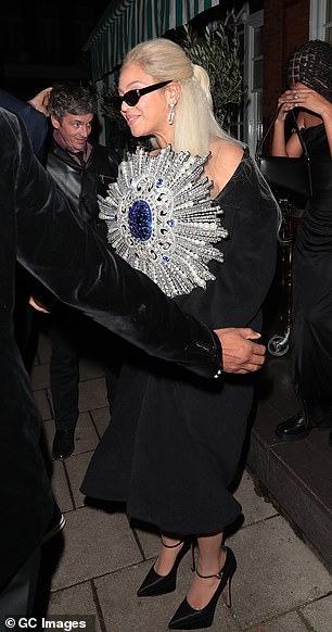 Beyonce 于 11 月离开 Harry's 酒吧
