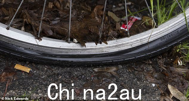 沿着这条价值 5400 万英镑的自行车道,现在有报告称有人多次试图破坏自行车使用者
