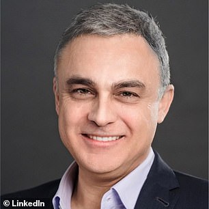 广告大亨 Philip Berardi 声称他发现自己的新家充满了问题,导致他花费了 170 万美元进行维修