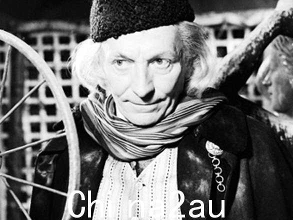 William Hartnell 在 1963-1966 年间扮演了第一位博士,角色的版本有些“老旧且脾气暴躁”