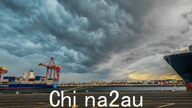 BoM 将这种天气现象标记为“飑线”。图片:Facebook
