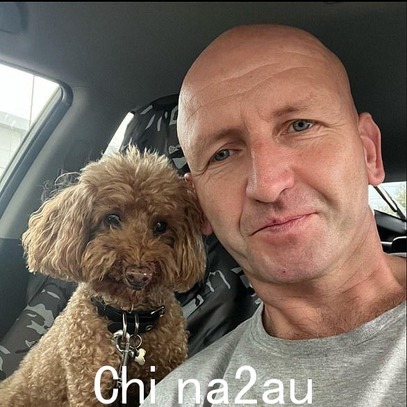 受骗:警方在两天后就结束了对 Greg Szymanski 被盗汽车的调查,但这并没有阻止失踪车辆收到八张停车罚单